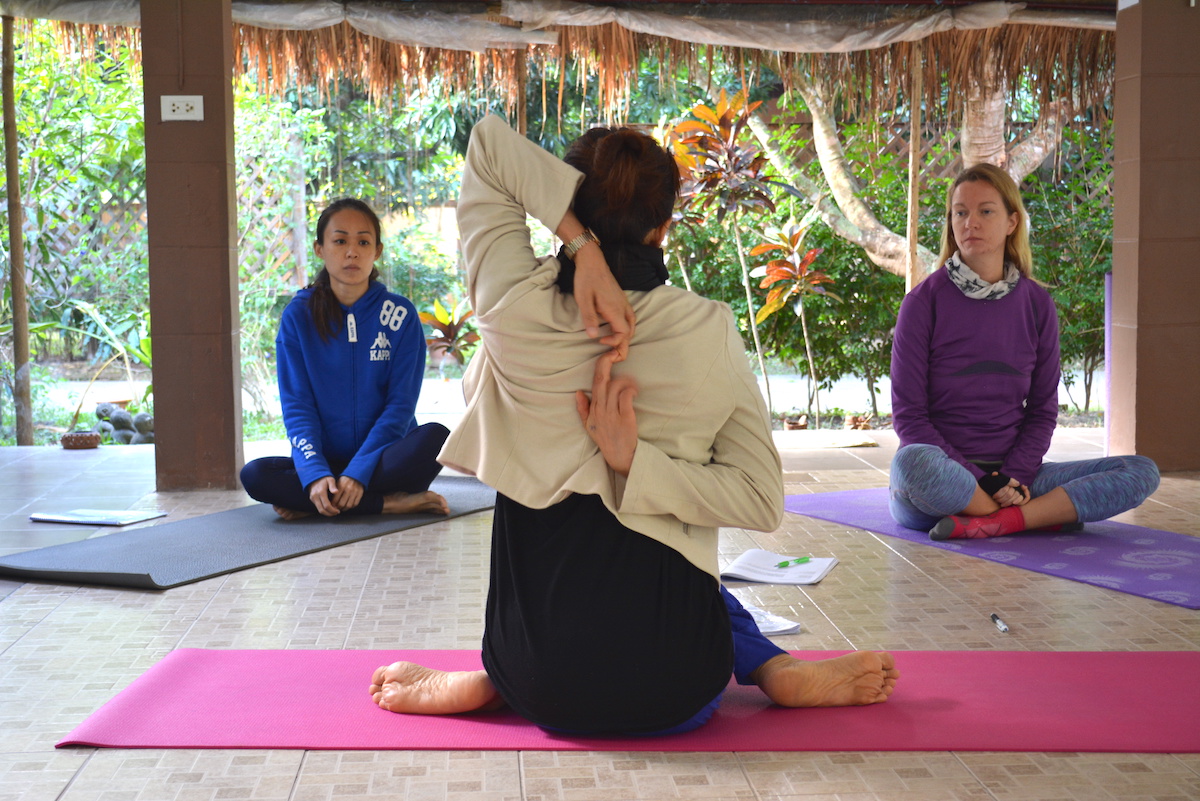 expert_yoga_thailand